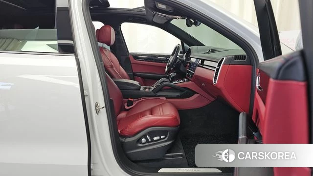 Porsche Cayenne (PO536) 2020 Белый из Кореи, фото 2