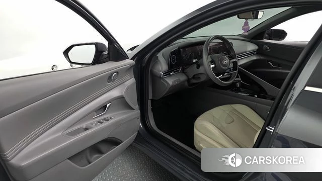 Hyundai The New Avante (CN7) 2023 Серый из Кореи, фото 2