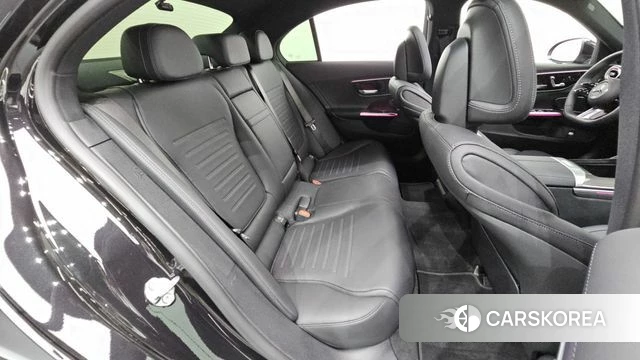Mercedes-Benz C-Class W206 2023 Черный из Кореи, фото 2