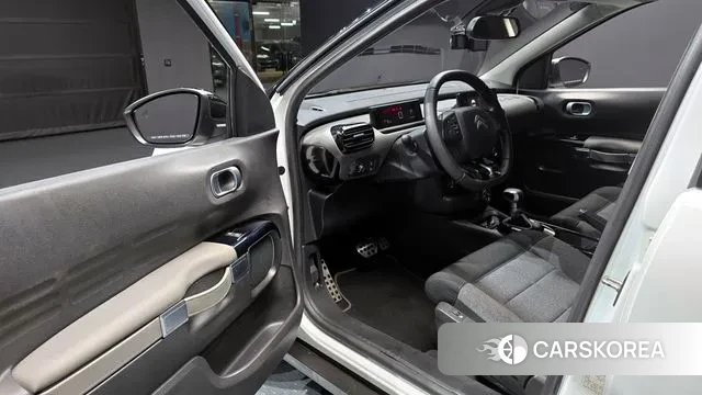 Citroen / DS C4 Cactus 2019 Белый из Кореи, фото 2