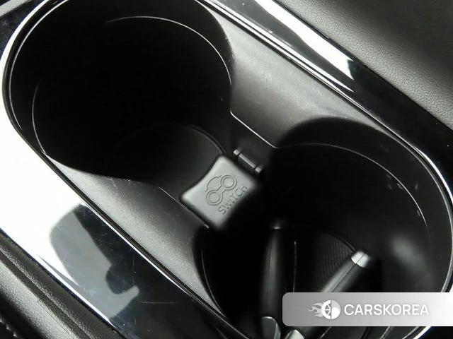 Hyundai Avante Hybrid (CN7) 2021 Черный из Кореи, фото 2