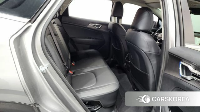 Kia Sportage 5th Generation Hybrid 2024 Серый из Кореи, фото 2