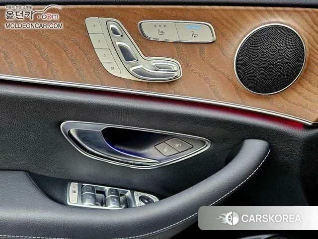 Mercedes-Benz E-Class W213 2022 Белый из Кореи, фото 2