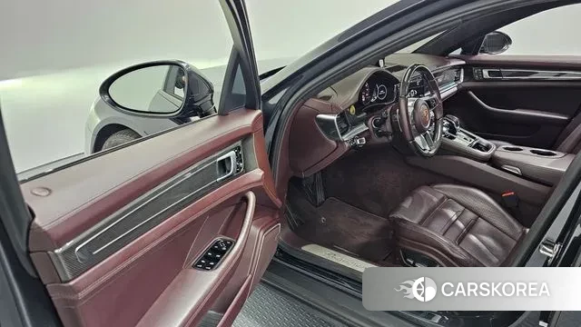 Porsche Panamera (971) 2018 Серый из Кореи, фото 2