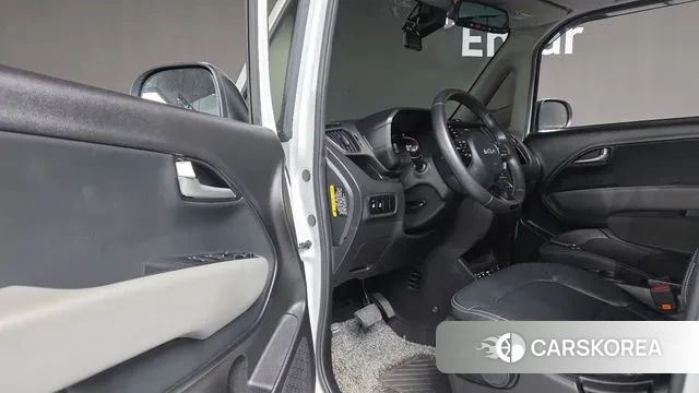 Kia The New Kia Ray 2023 Белый из Кореи, фото 2