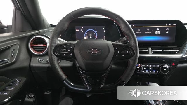 Chevrolet (GM Daewoo) Trax Crossover 2024 Черный из Кореи, фото 2