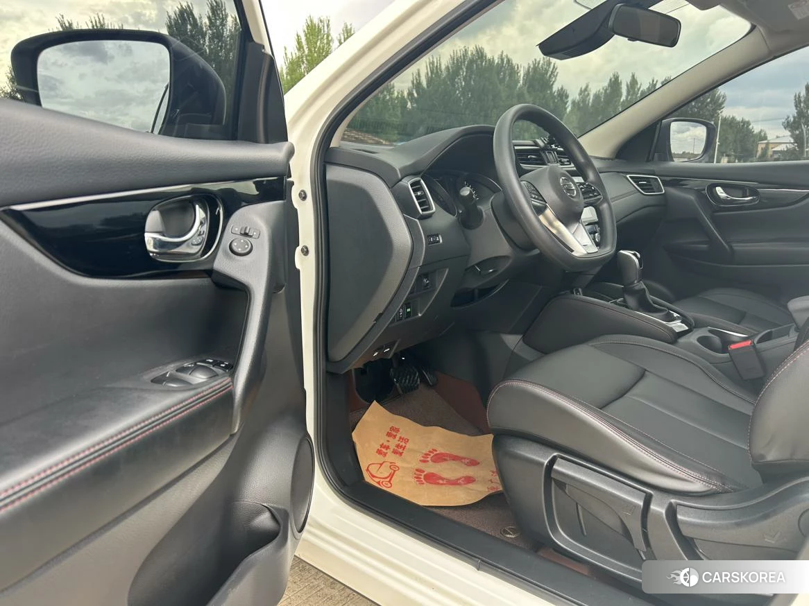 Nissan Qashqai 2021 Белый из Китая, фото 2