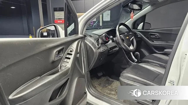 Chevrolet (GM Daewoo) The New Trax 2022 Белый из Кореи, фото 2