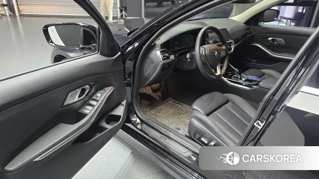 BMW 3 Series (G20) 2022 Серый из Кореи, фото 2