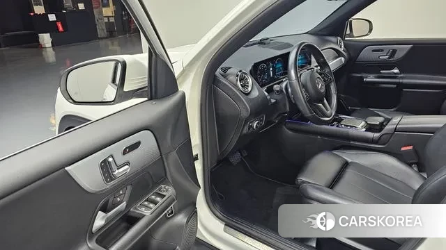 Mercedes-Benz GLB-Class X247 2021 Белый из Кореи, фото 2