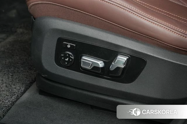 BMW X6 (G06) 2023 Черный из Кореи, фото 2