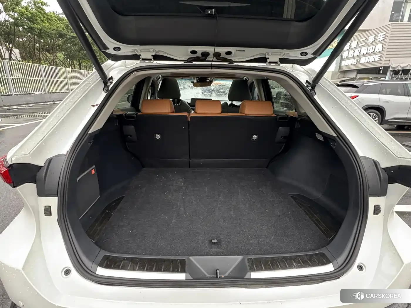 Toyota Venza 2022 Белый из Китая, фото 2