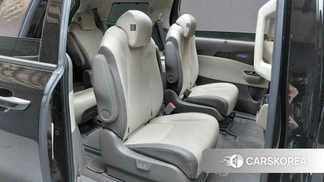 Kia Carnival 4th generation 2022 Черный из Кореи, фото 2