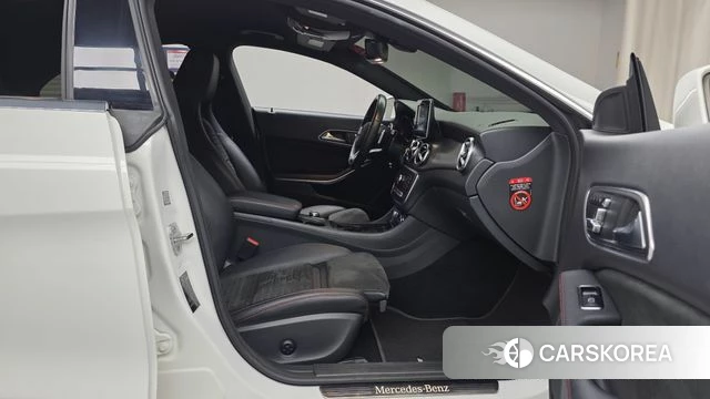 Mercedes-Benz CLA-Class C117 2018 Белый из Кореи, фото 2