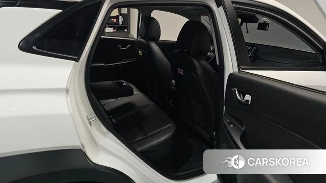 Hyundai The New Kona Hybrid 2022 Белый из Кореи, фото 2