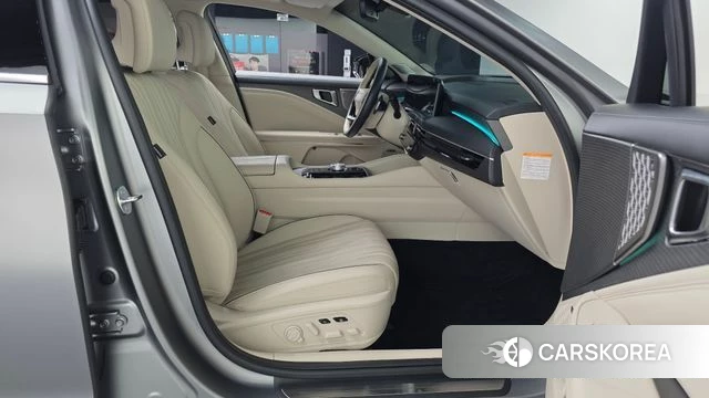 Kia The New K8 Hybrid 2025 Серебристо-серый из Кореи, фото 2