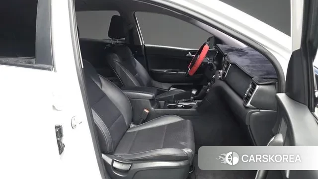 Kia Sportage 4th Generation 2018 Белый из Кореи, фото 2