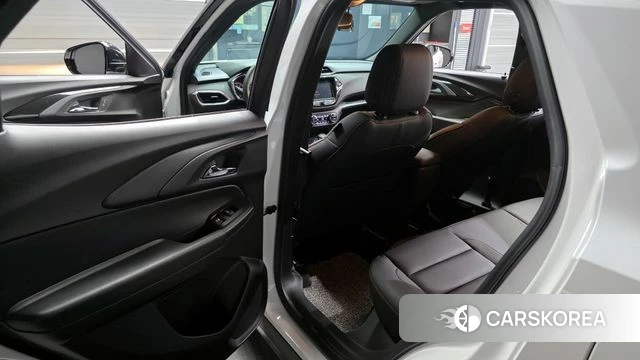 Chevrolet (GM Daewoo) Trailblazer 2021 Белый из Кореи, фото 2