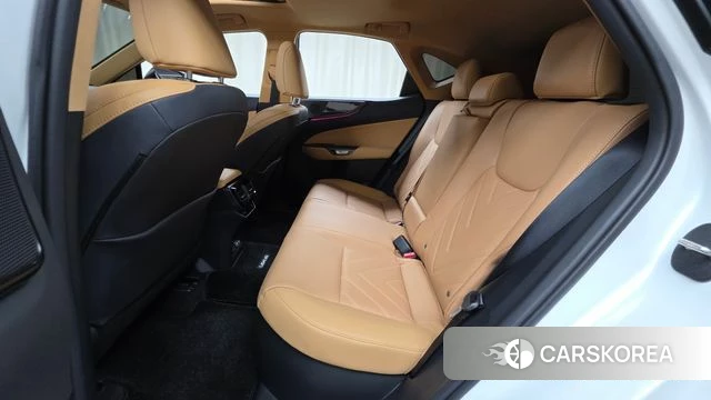 Lexus NX350h Second generation 2024 Белый из Кореи, фото 2