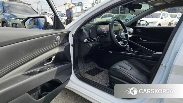 Hyundai The New Avante (CN7) 2025 Белый из Кореи, фото 2