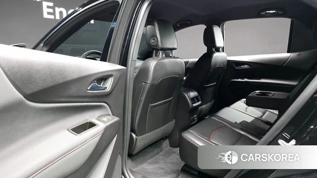 Chevrolet (GM Daewoo) The New Equinox 2022 Черный из Кореи, фото 2
