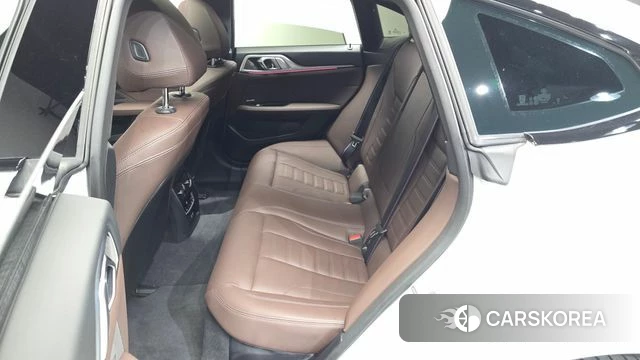 BMW i4 2025 Белый из Кореи, фото 2