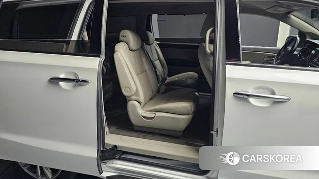 Kia The New Carnival 2020 Белый из Кореи, фото 2