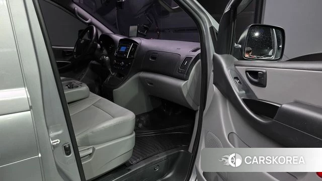 Hyundai The New Grand Starex 2019 Серебряный из Кореи, фото 2