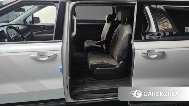 Kia The New Carnival 4th Generation 2025 Белый из Кореи, фото 2