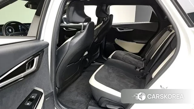 Kia EV6 2022 Белый из Кореи, фото 2