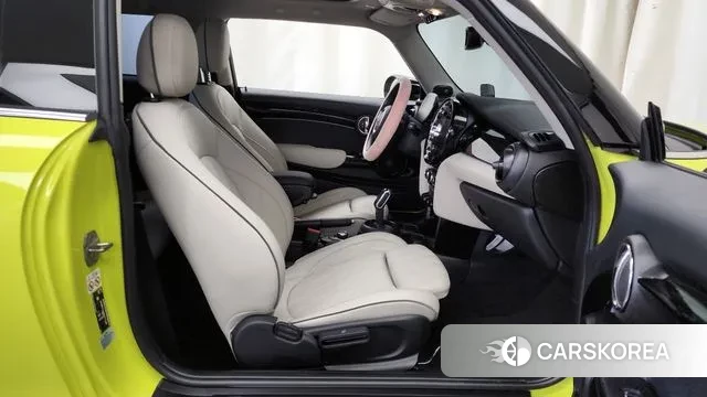 Mini Cooper S 2023 Светло-зеленый из Кореи, фото 2