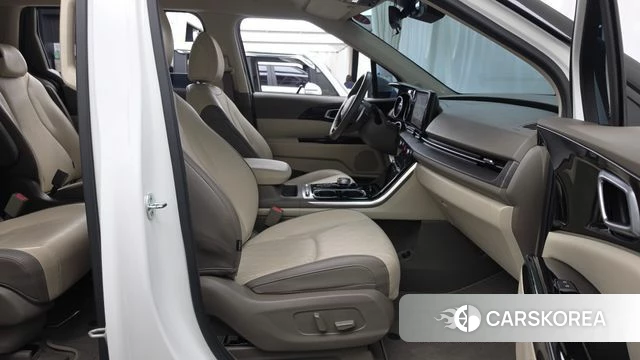 Kia Carnival 4th generation 2022 Белый из Кореи, фото 2