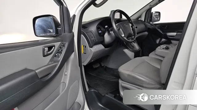 Hyundai The New Grand Starex 2019 Белый из Кореи, фото 2