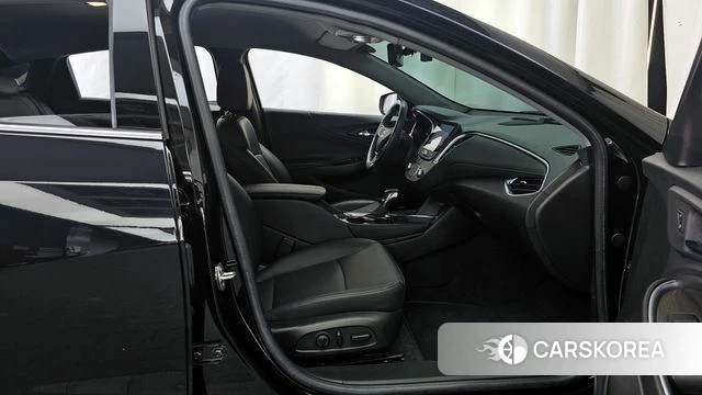 Chevrolet (GM Daewoo) The New Malibu 2022 Черный из Кореи, фото 2