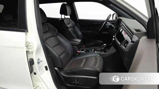 Ssangyong Beautiful Korando 2019 Белый из Кореи, фото 2