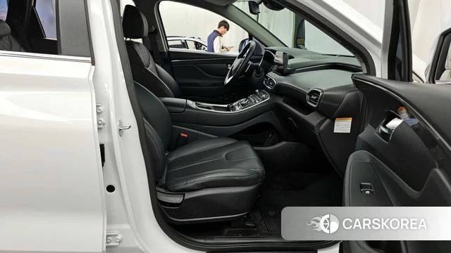 Hyundai The New Santa Fe 2023 Белый из Кореи, фото 2