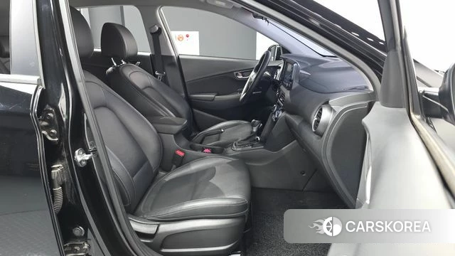 Hyundai Kona 2018 Черный из Кореи, фото 2