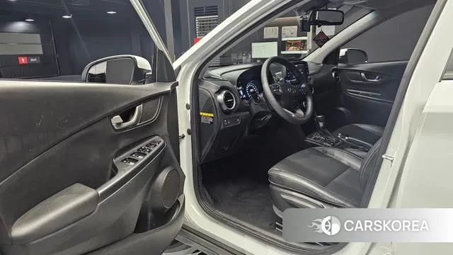 Hyundai Kona 2018 Белый из Кореи, фото 2