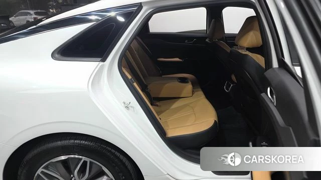 Kia K5 Hybrid 3rd Generation 2022 Белый из Кореи, фото 2