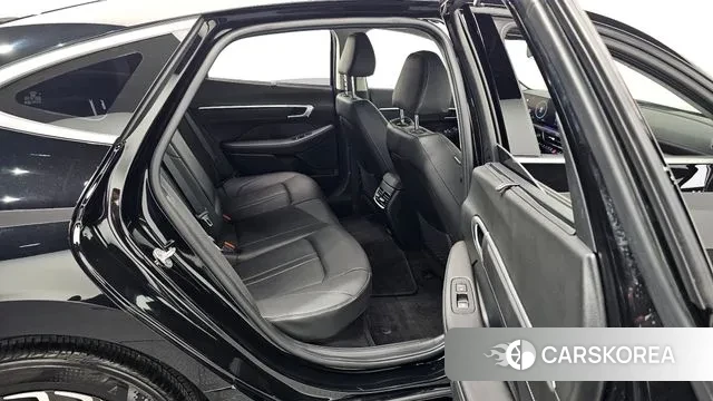 Hyundai Sonata D Edge Hybrid (DN8) 2024 Черный из Кореи, фото 2