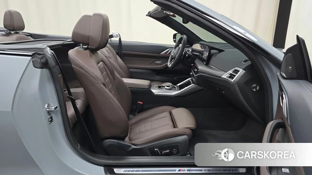 BMW 4 Series (G22) 2025 Светло-серебряный цвет из Кореи, фото 2