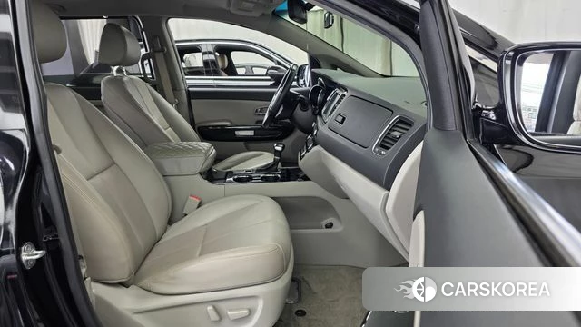 Kia The New Carnival 2020 Черный из Кореи, фото 2