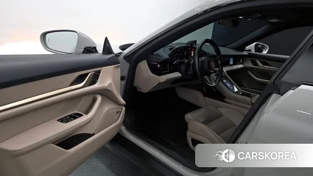 Porsche Taycan 2022 Серебристо-серый из Кореи, фото 2