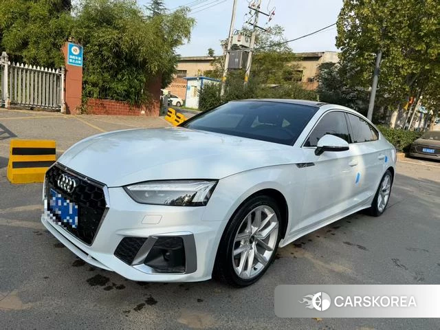 Audi A5 2023 Белый из Китая, фото 2