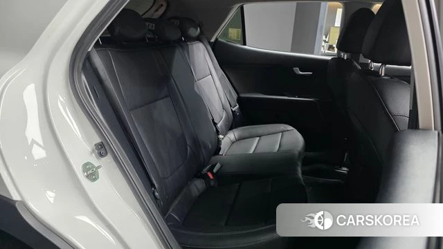 Kia Stonic 2018 Белый из Кореи, фото 2