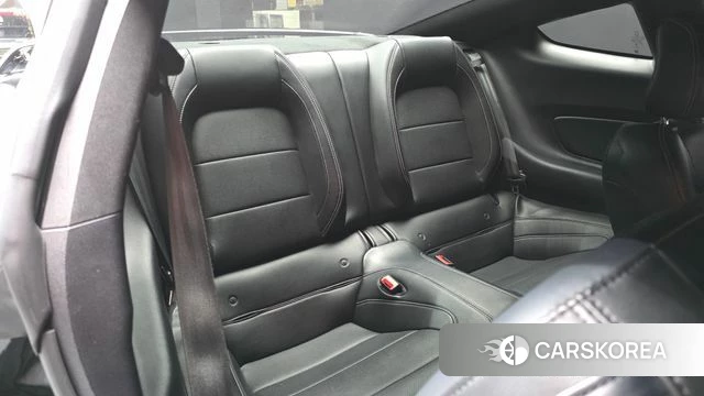 Ford Mustang 2018 Черный из Кореи, фото 2