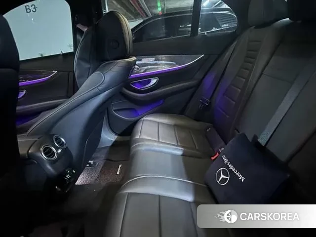 Mercedes-Benz E-Class W213 2019 Белый из Кореи, фото 2