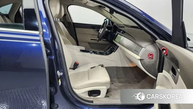 Jaguar XF (X260) 2018 Синий из Кореи, фото 2