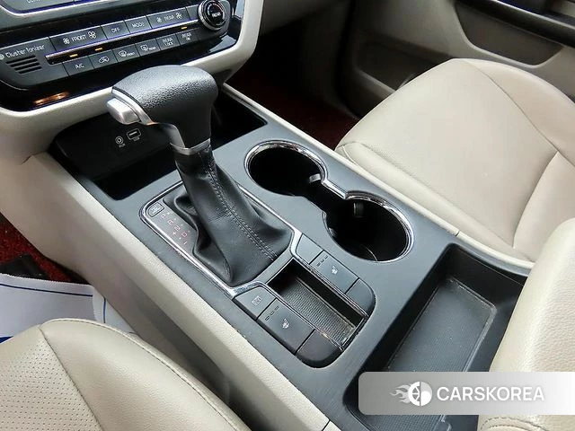 Kia The New Carnival 2019 Белый из Кореи, фото 2