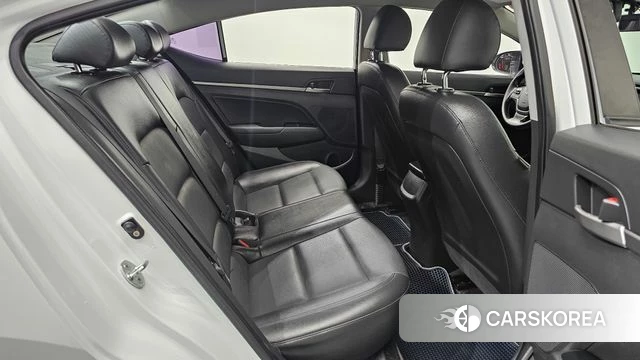 Hyundai Avante AD 2018 Белый из Кореи, фото 2